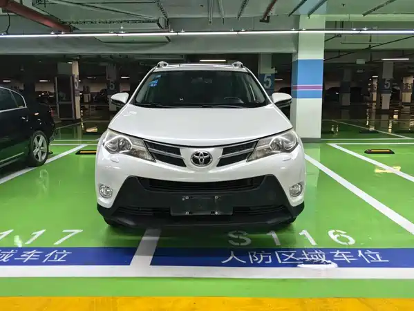 Toyota RAV4 2016