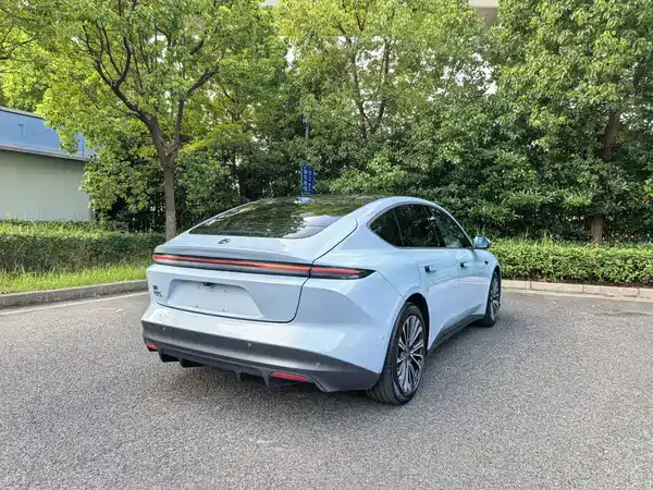 NIO ET5 2022