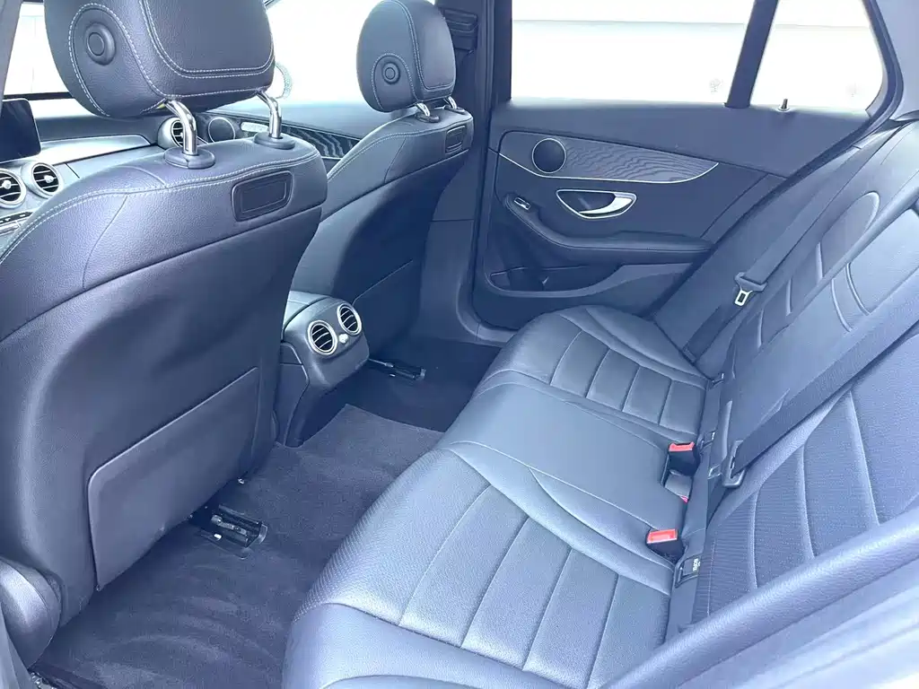 Mercedes-Benz C-Class 2020