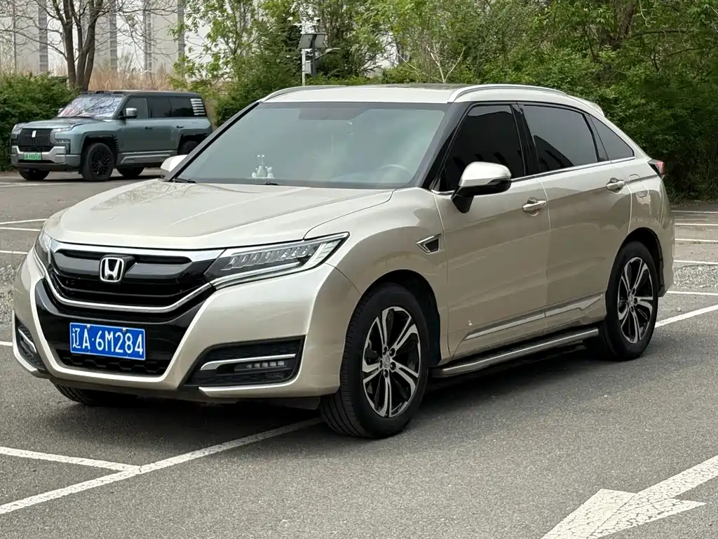 Honda UR-V 2019 — фото 1