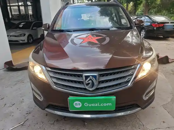 Baojun 560 2015
