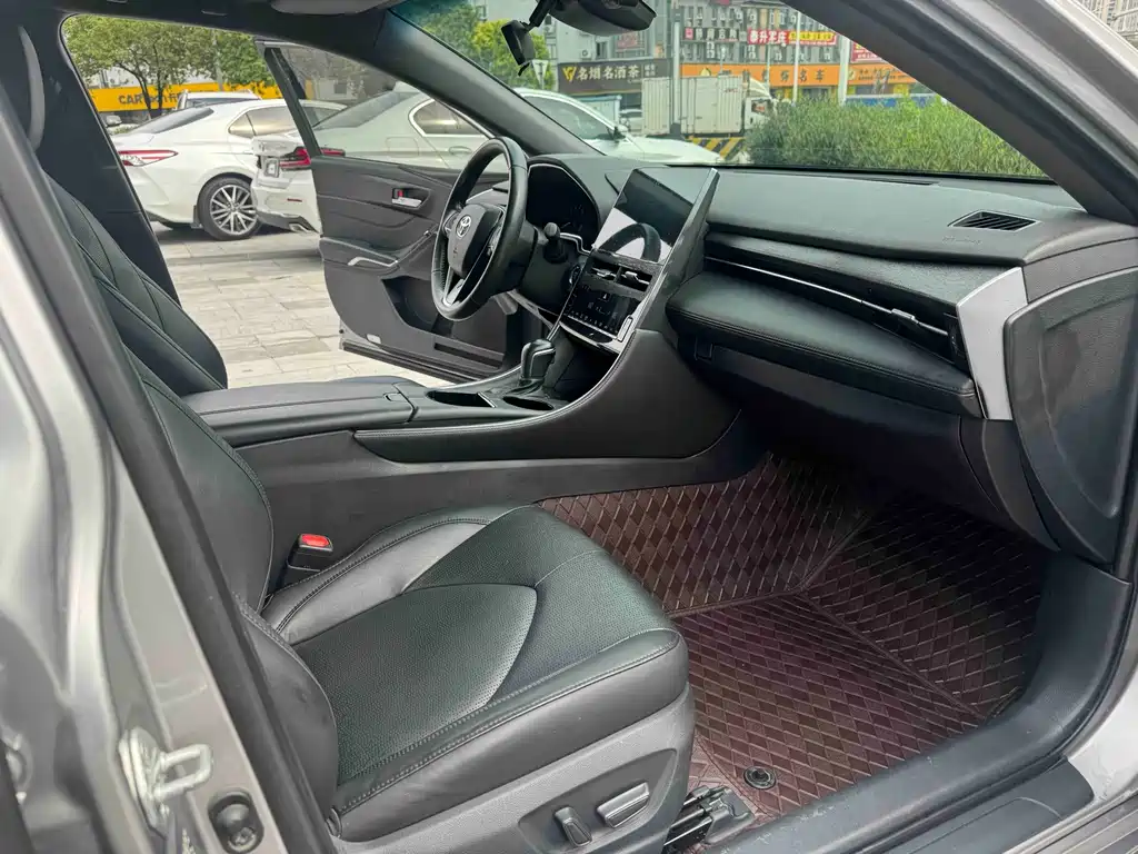Toyota Avalon 2022 — фото 11
