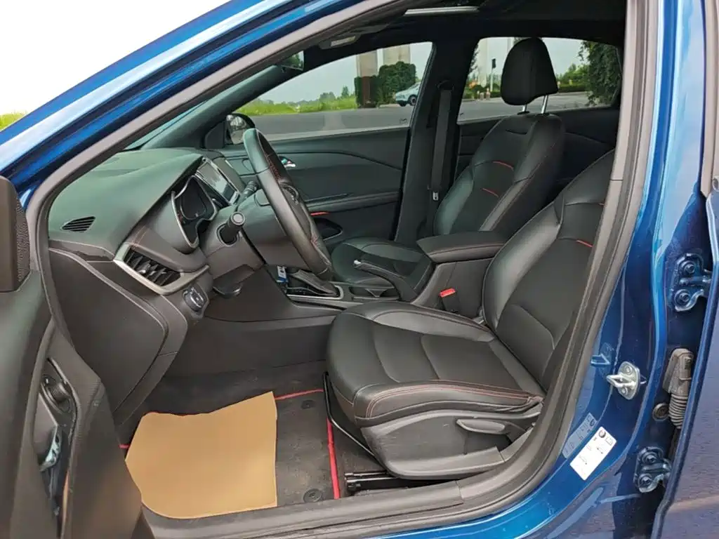 Chevrolet Cruze 2021 — фото 15