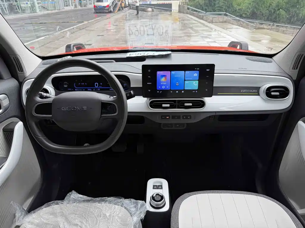 Geely Galaxy Panda 2026 — фото 14