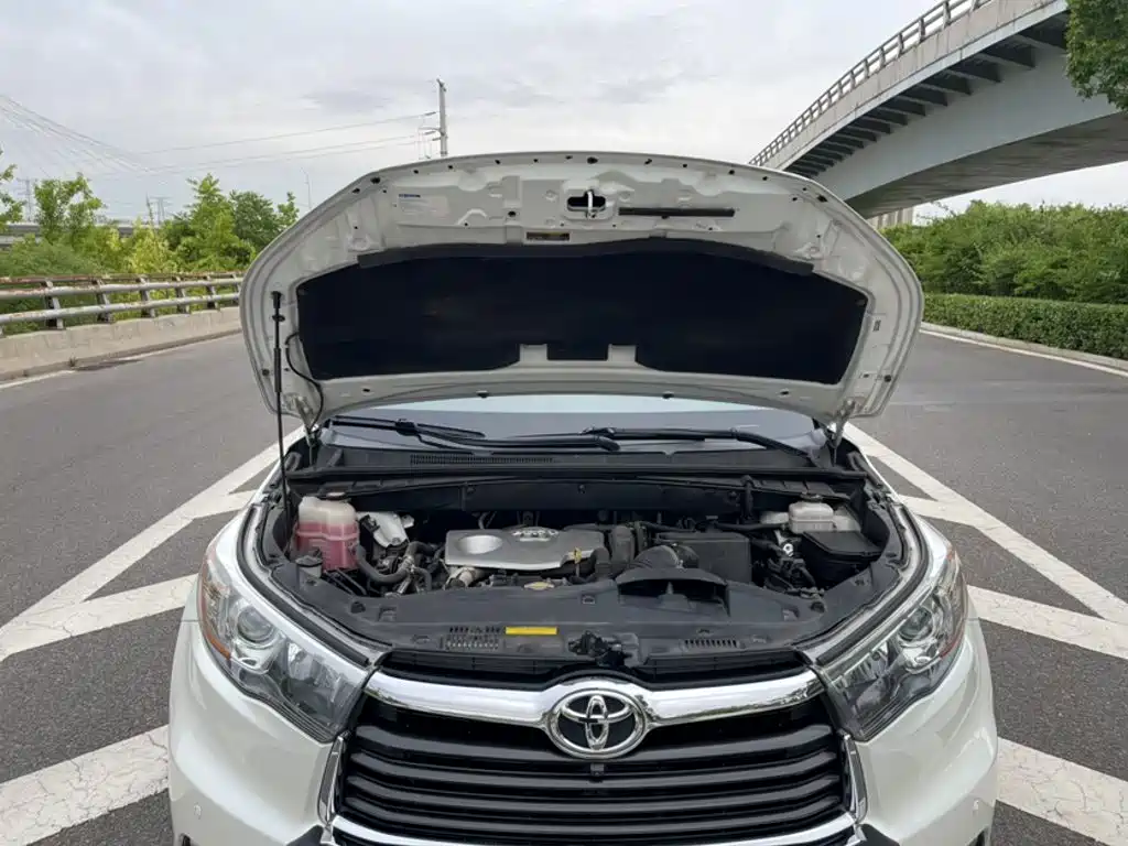 Toyota Highlander 2016 — фото 11