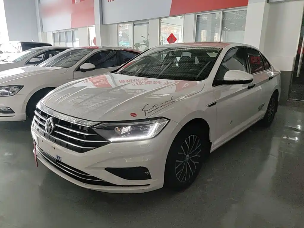 Volkswagen Sagitar 2021