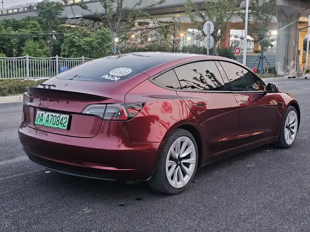 Tesla Model 3 2021 — фото 4