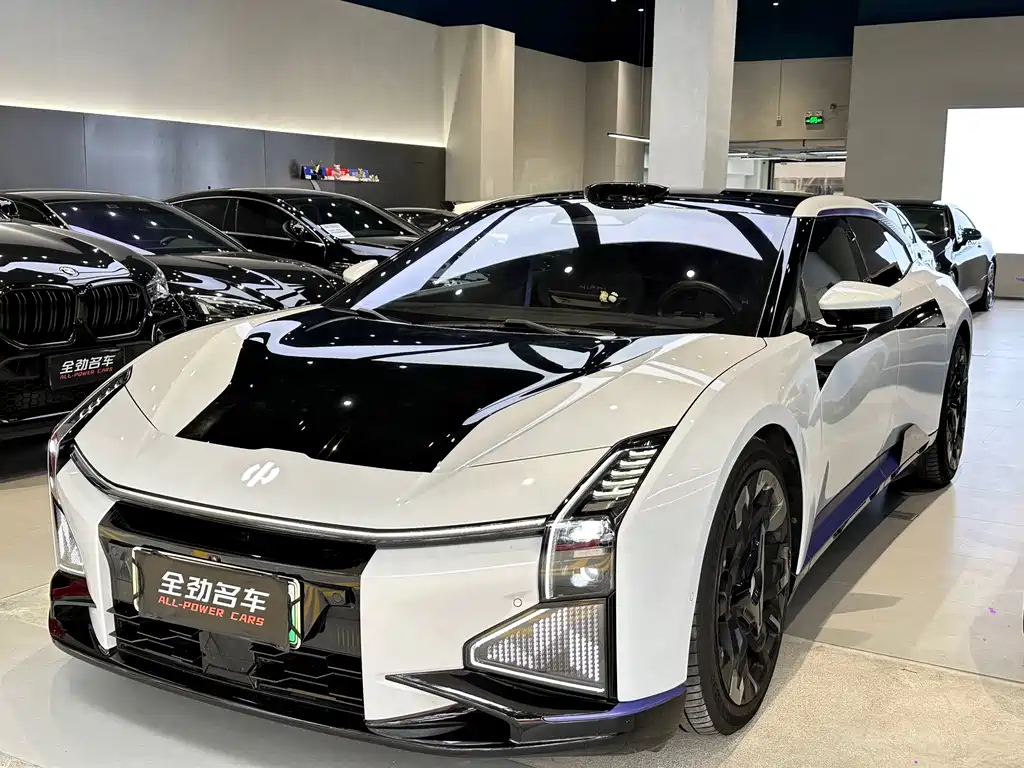 HiPhi Z 2023