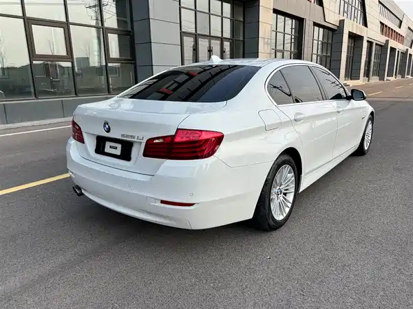 BMW 5 Series 2015