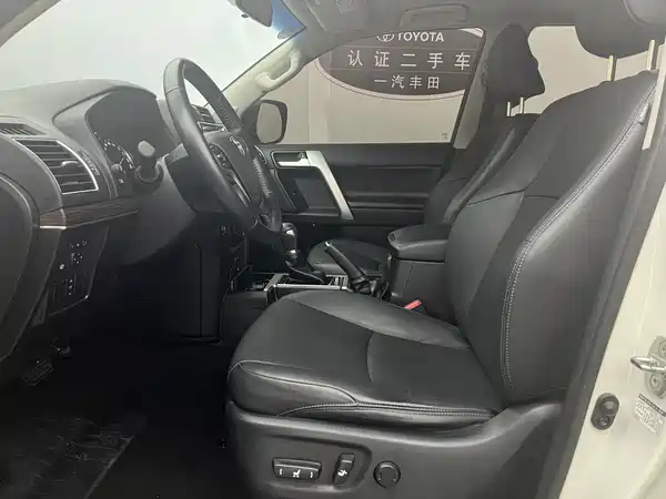 Toyota Prado 2018