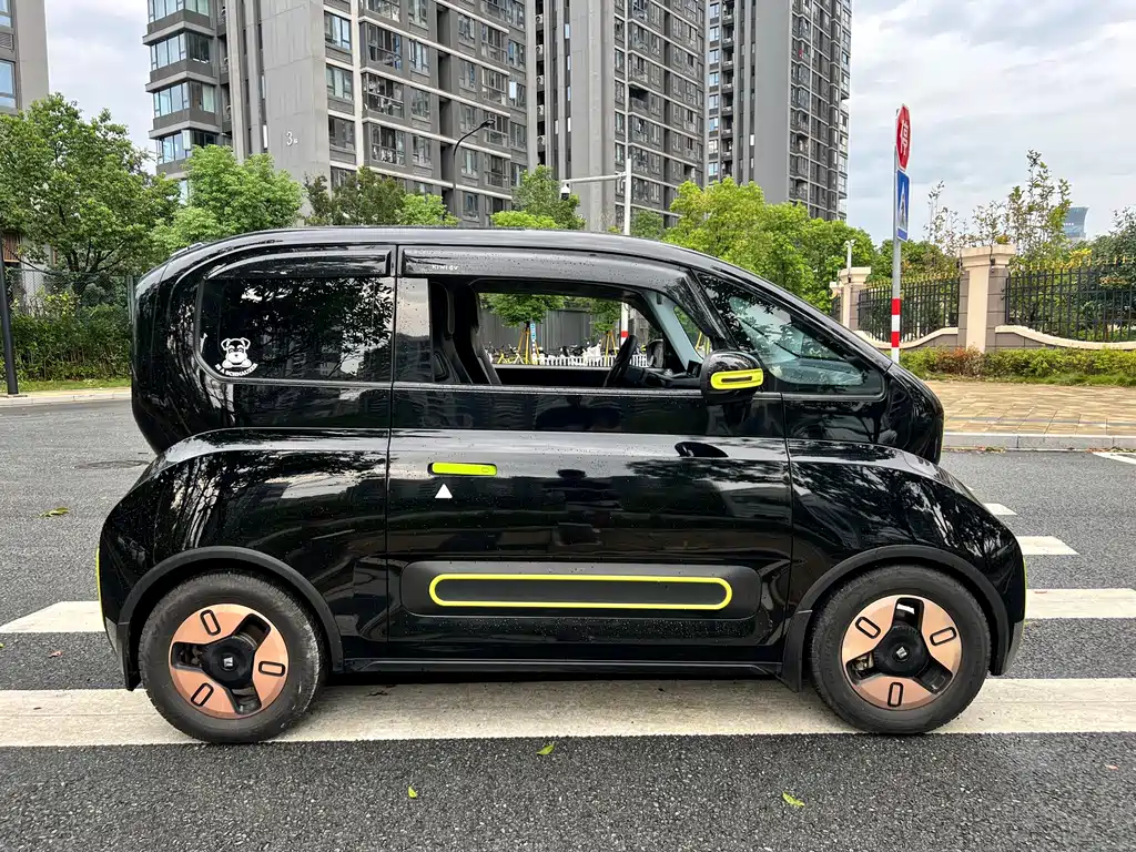 Baojun Kiwi EV 2021 — фото 4
