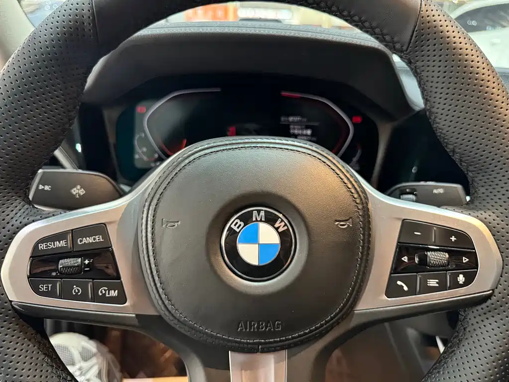 BMW 3 Series 2022 — фото 12