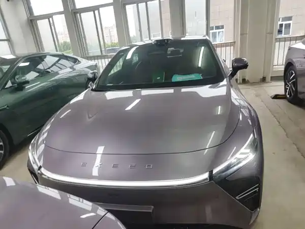 Exeed ES 2025