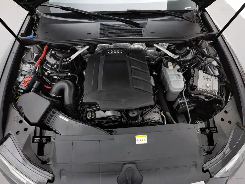 Audi A6L 2021