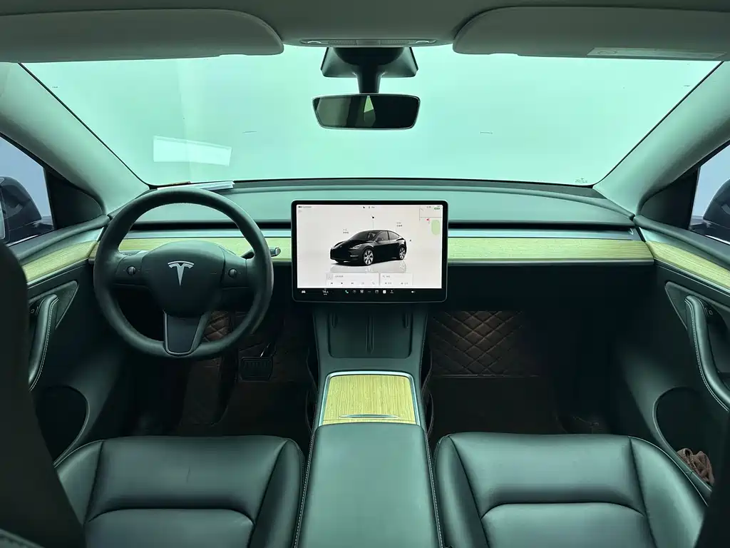 Tesla Model Y 2023 — фото 13
