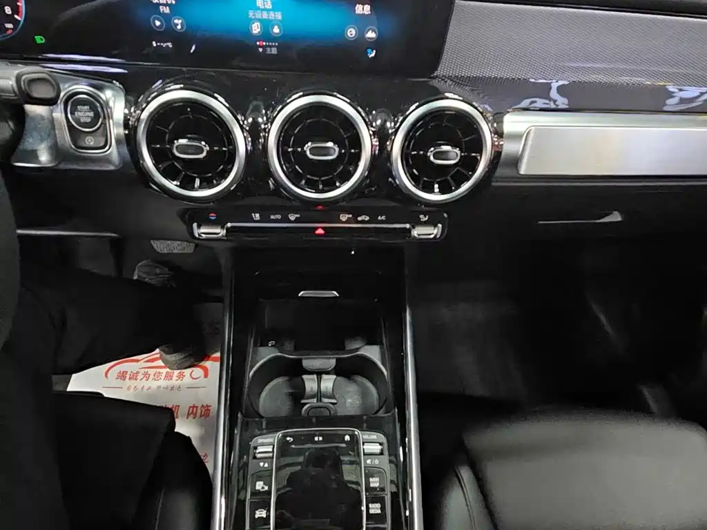 Mercedes-Benz GLB 2021 — фото 13