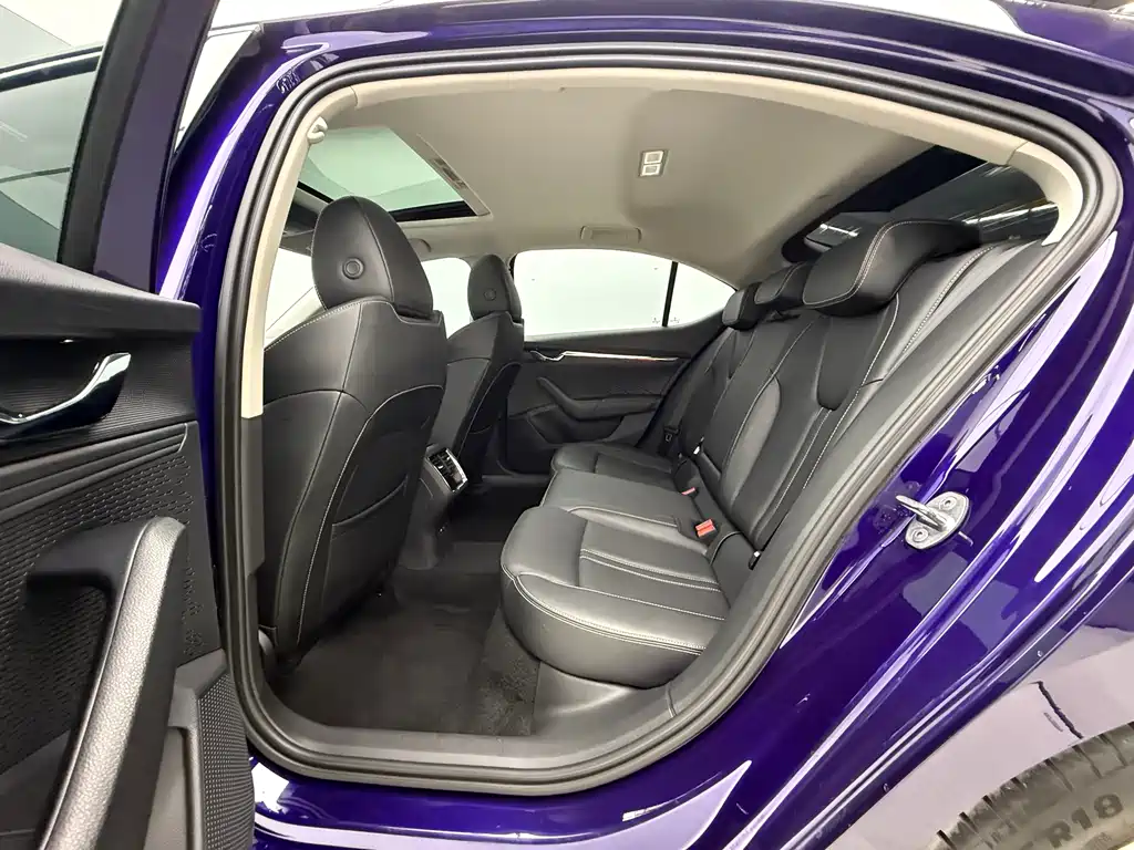 Skoda Octavia 2021 — фото 14