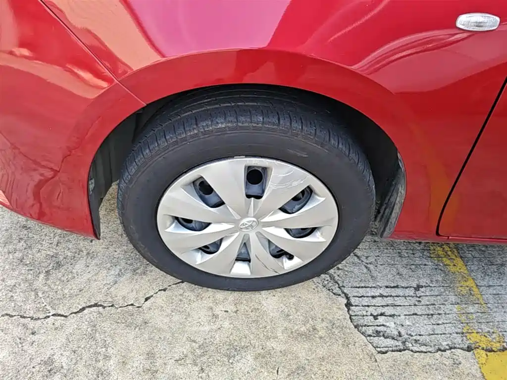 Toyota Yaris L 2022 — фото 23
