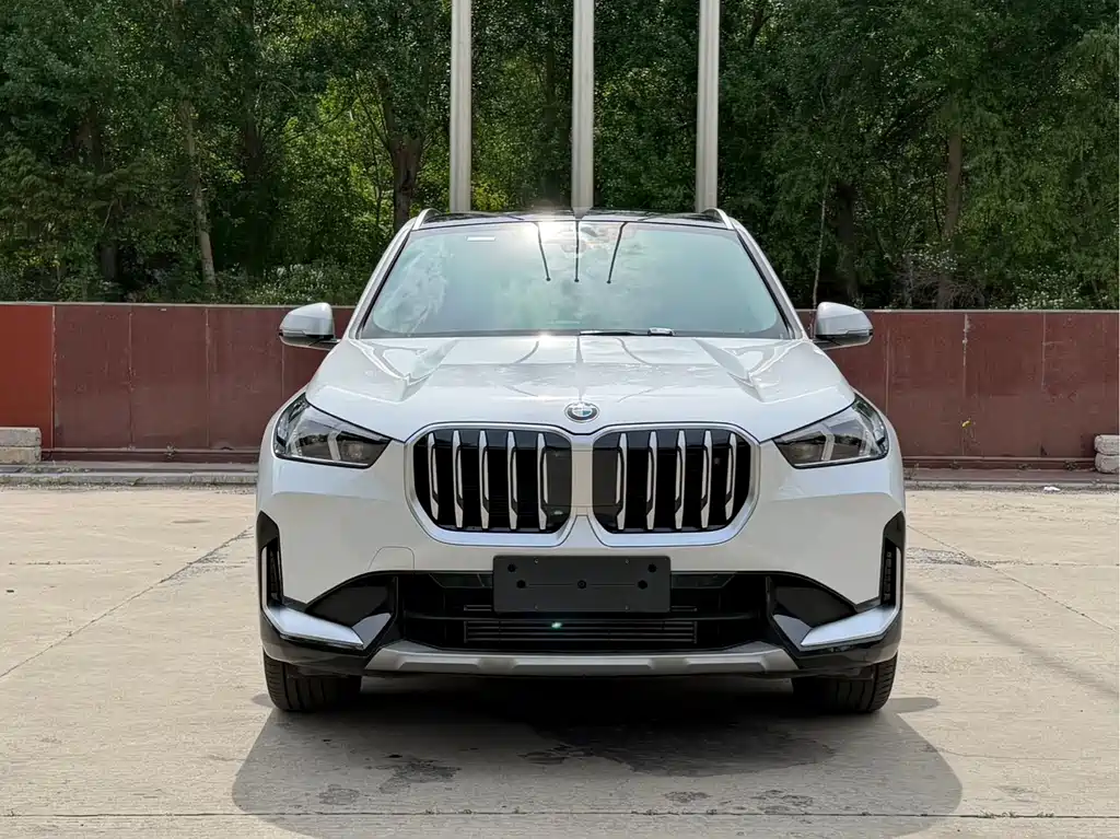 BMW X1 2023 — фото 2