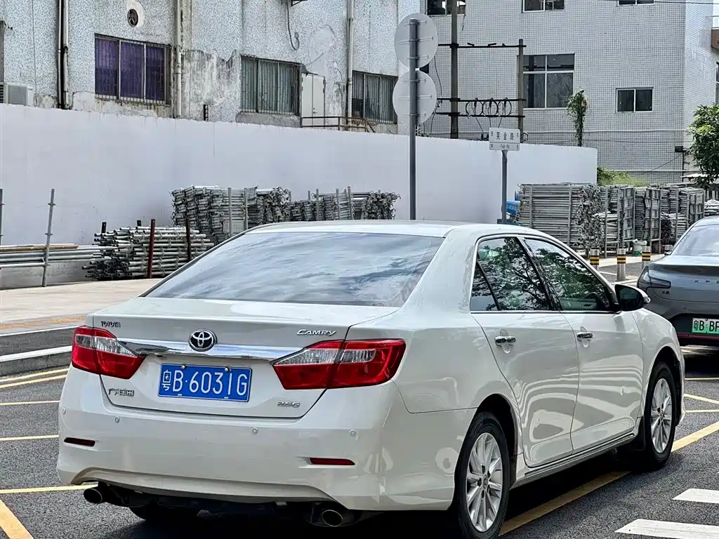 Toyota Camry 2013