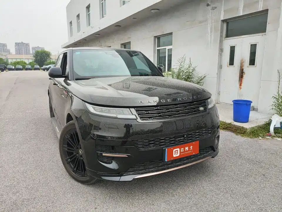 Land Rover Range Rover Sport 2023 — фото 2