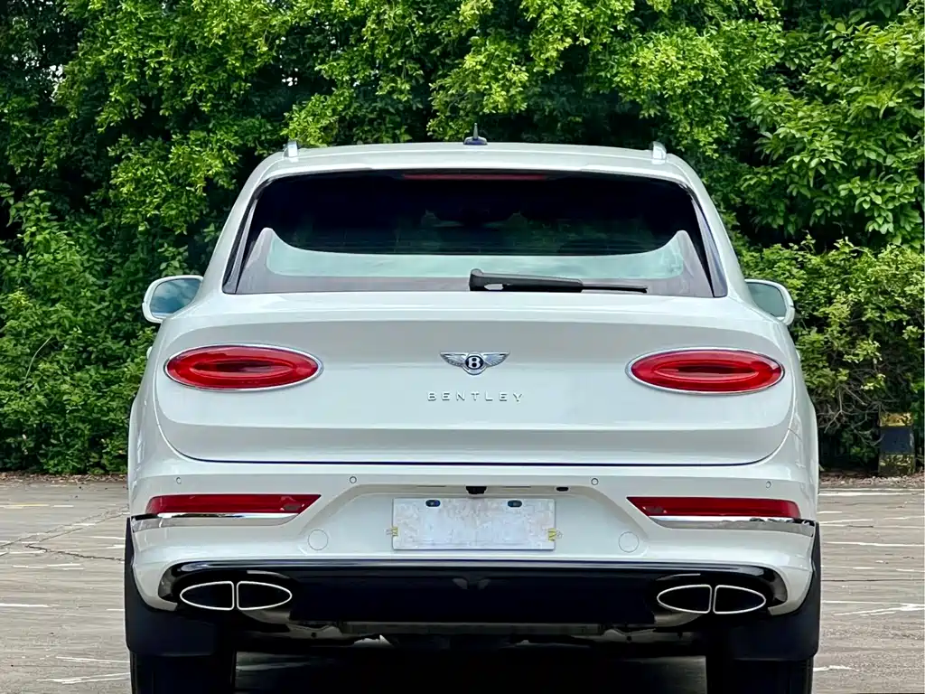 Bentley Bentayga 2021 — фото 5