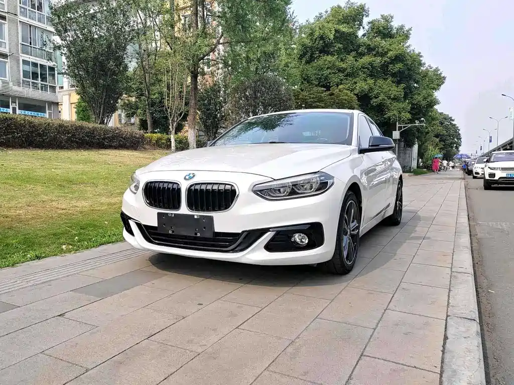 BMW 1 Series 2019