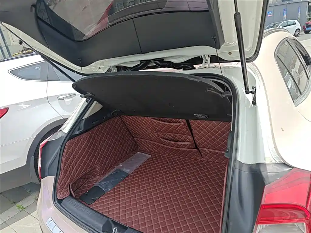 Mercedes-Benz GLA 2017 — фото 19