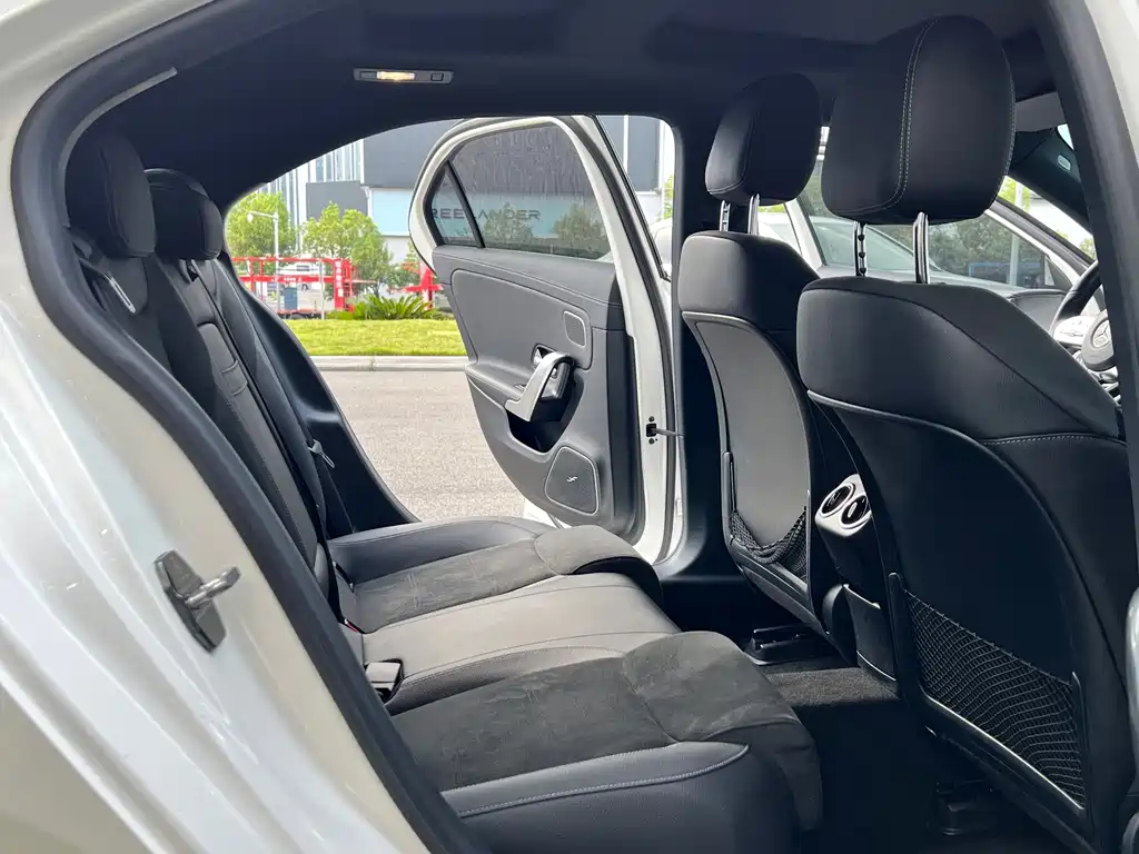 Mercedes-Benz A-Class 2019 — фото 8