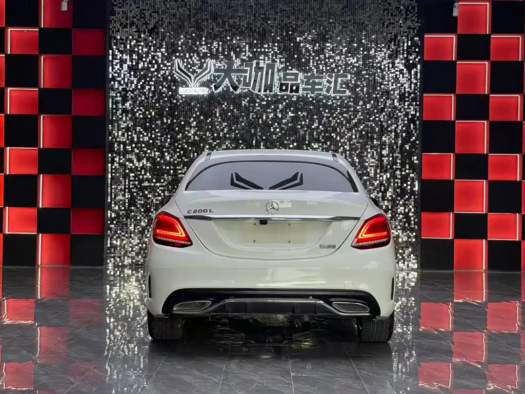 Mercedes-Benz C-Class 2020