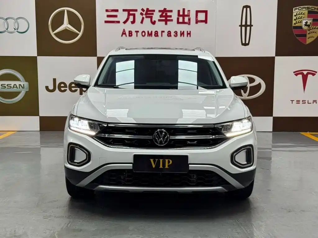Volkswagen T-Roc 2023