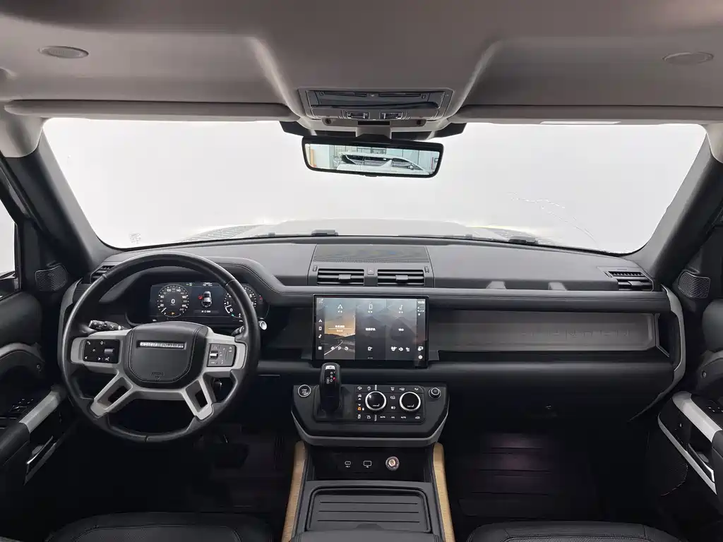 Land Rover Defender 2022 — фото 16