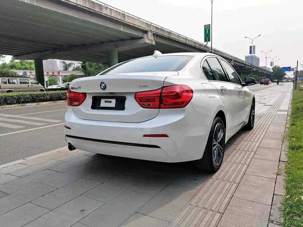 BMW 1 Series 2019