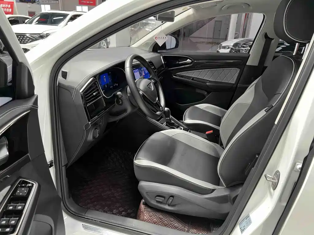 Jetta VS7 2022