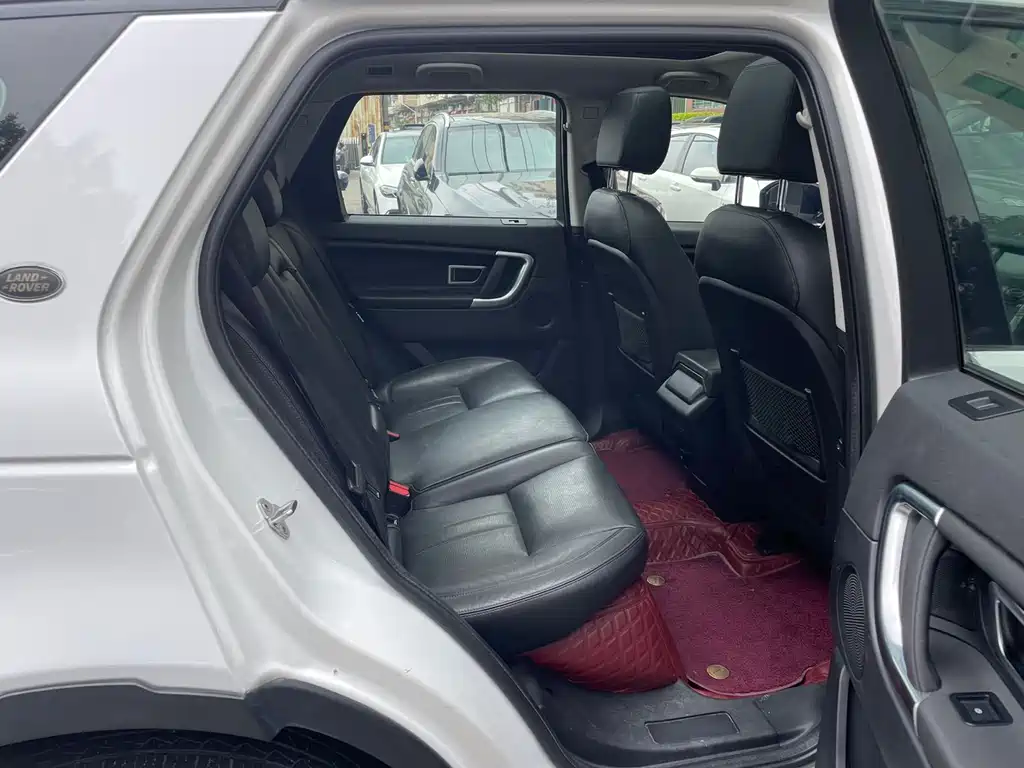 Land Rover Discovery Sport 2019 — фото 12