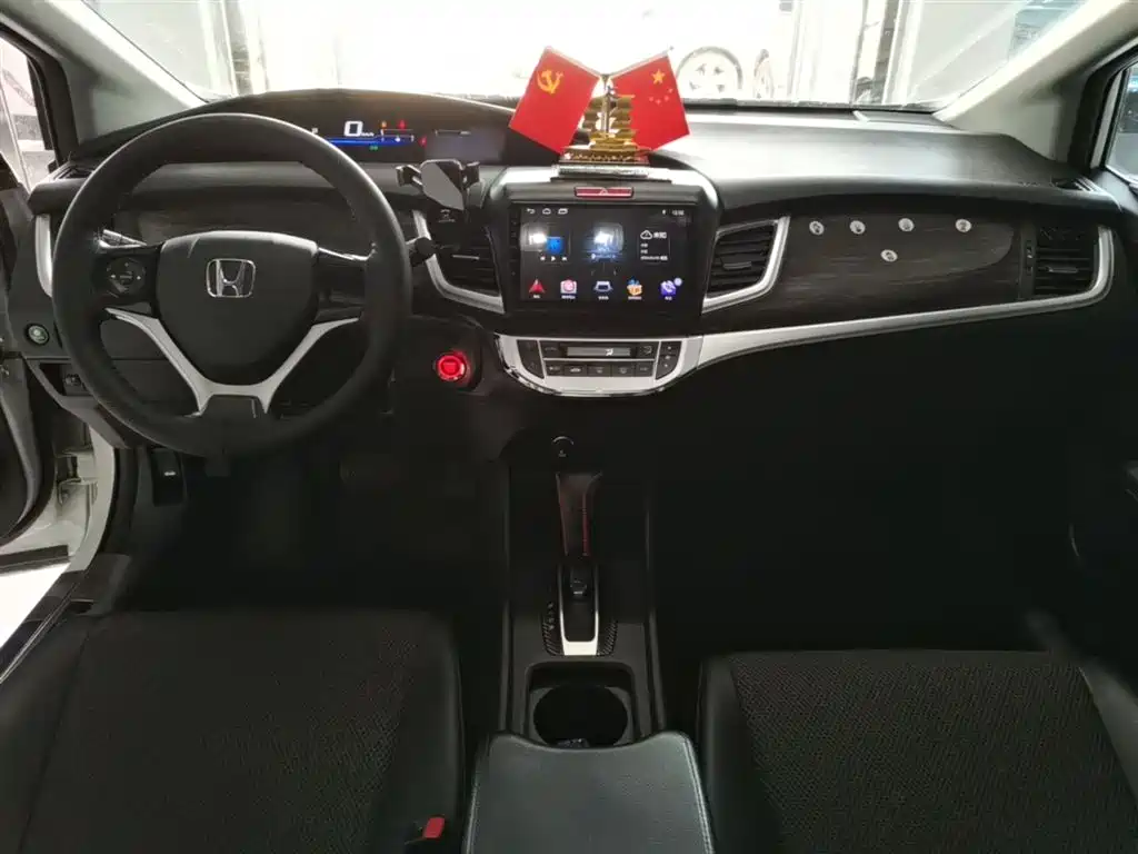 Honda Jade 2019 — фото 10