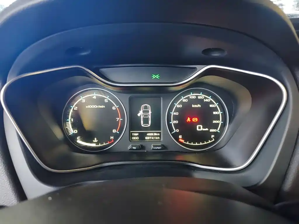 Geely Vision X6 2017 — фото 12