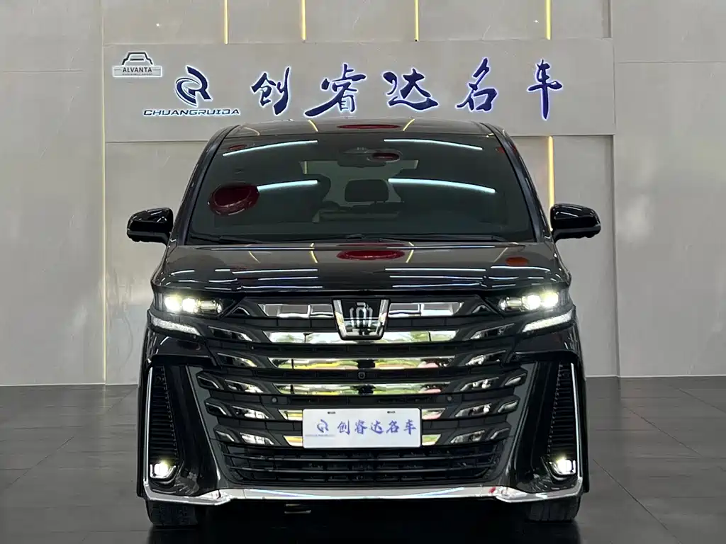 Toyota Vellfire 2024 — фото 2