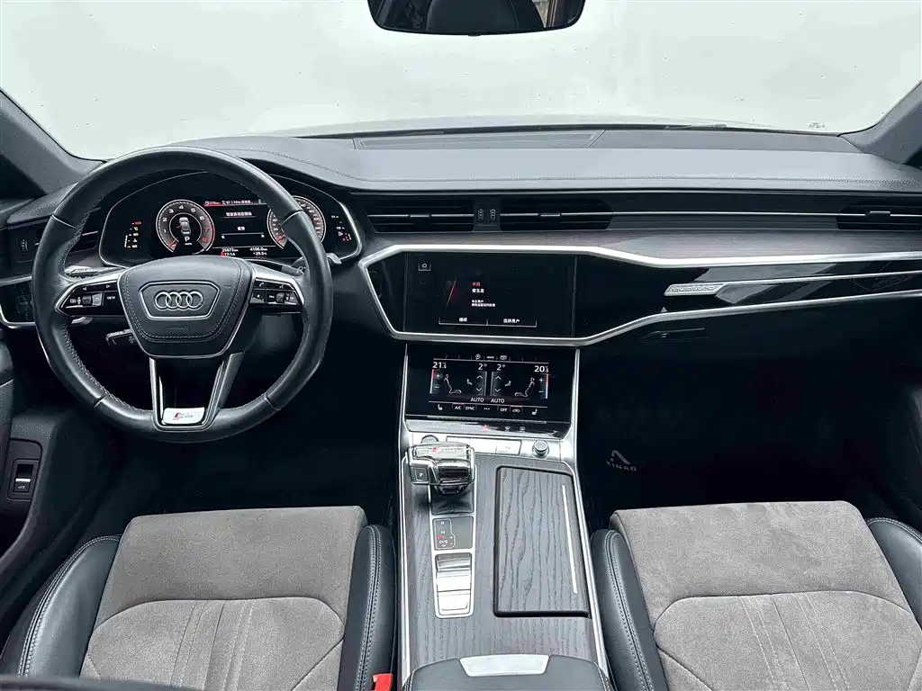 Audi A6L 2024