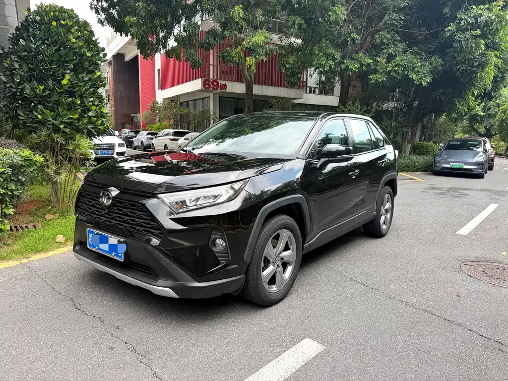 Toyota RAV4 2022