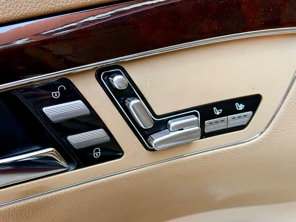 Mercedes-Benz S-Class 2010 — фото 13