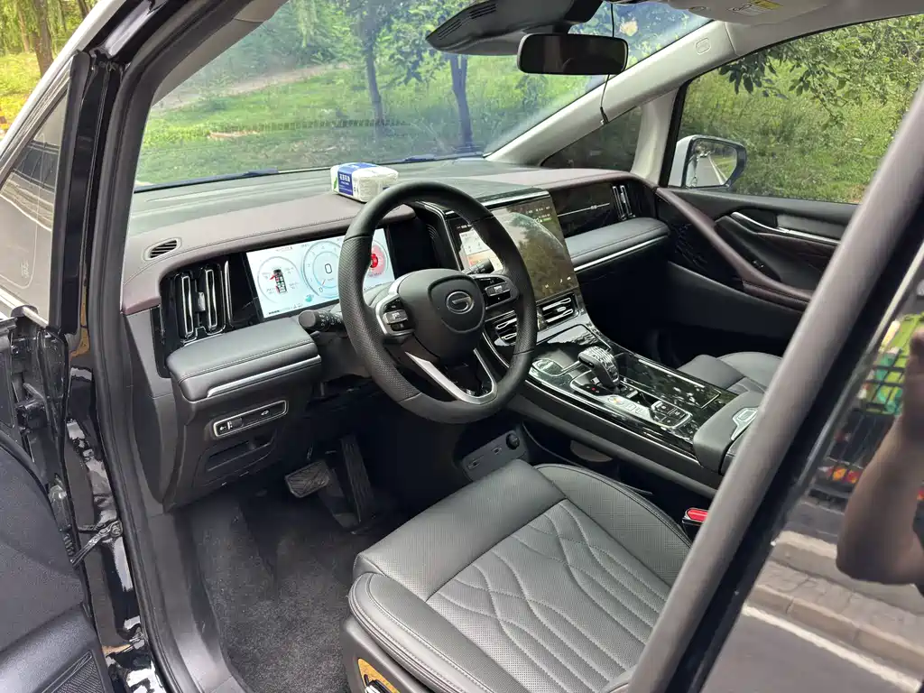 GAC Motor Trumpchi M8 2025 — фото 10