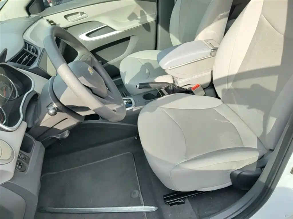 Chevrolet Sail 2017 — фото 15