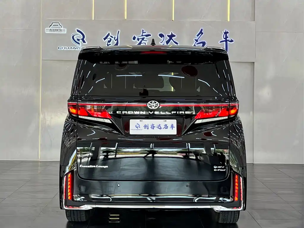 Toyota Vellfire 2024 — фото 6