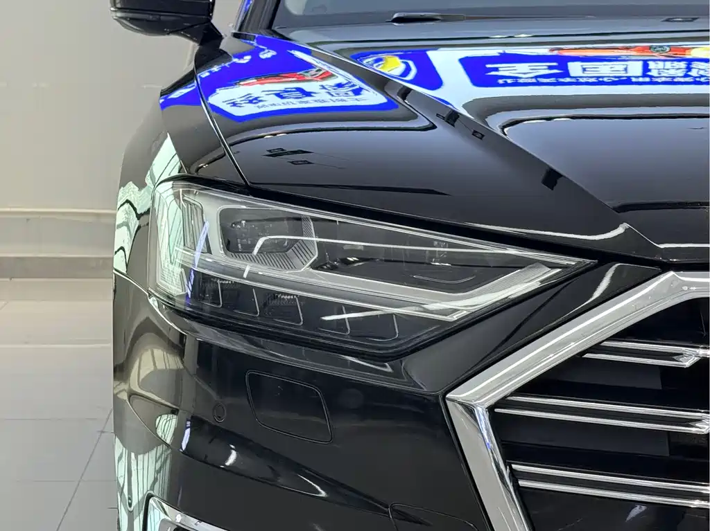 Audi A8 2020 — фото 4