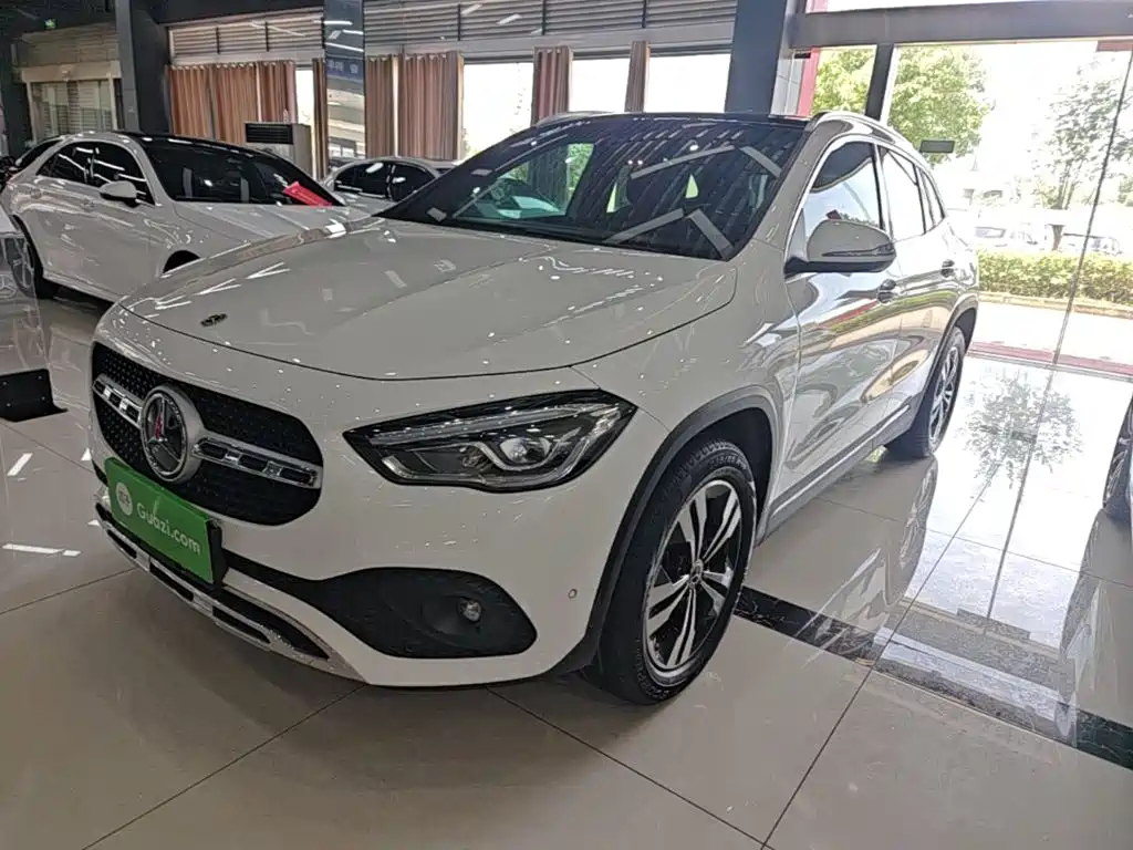 Mercedes-Benz GLA 2020