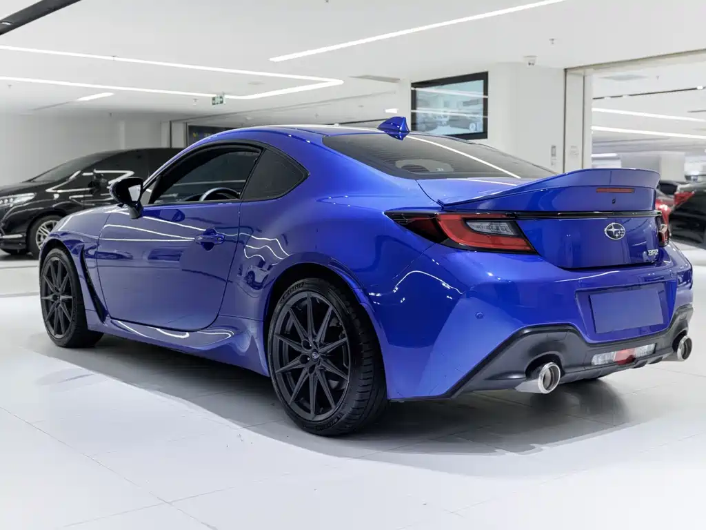 Subaru BRZ 2022 — фото 9