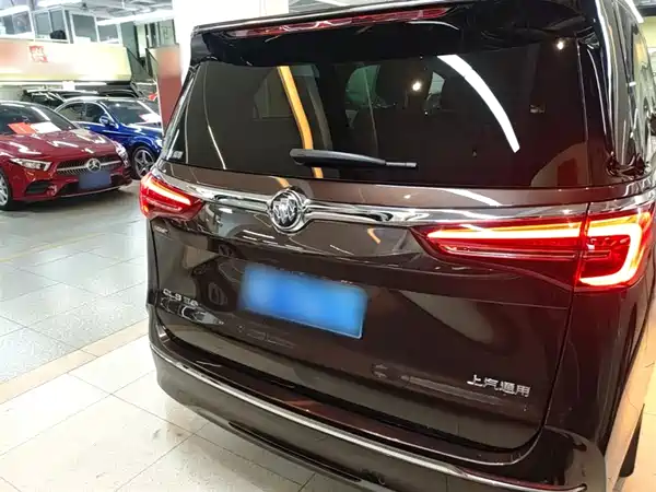 Buick GL8 2021