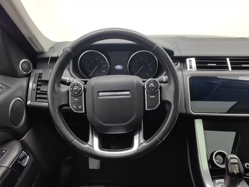 Land Rover Range Rover Sport 2017 — фото 11