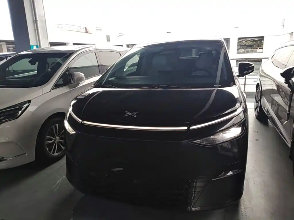 XPeng X9 2024